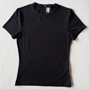 H&M Fitted T-Shirt Short Sleeves Black Size S